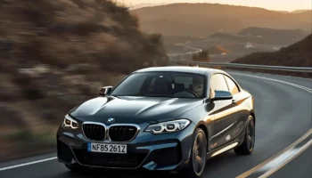 2023 BMW 2 Series Coupe performance